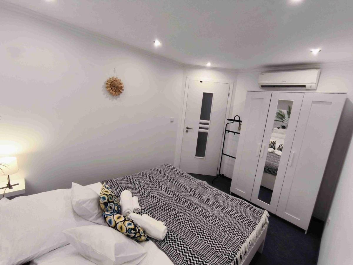 Apartamento Baky House Balatonlelle Exterior foto
