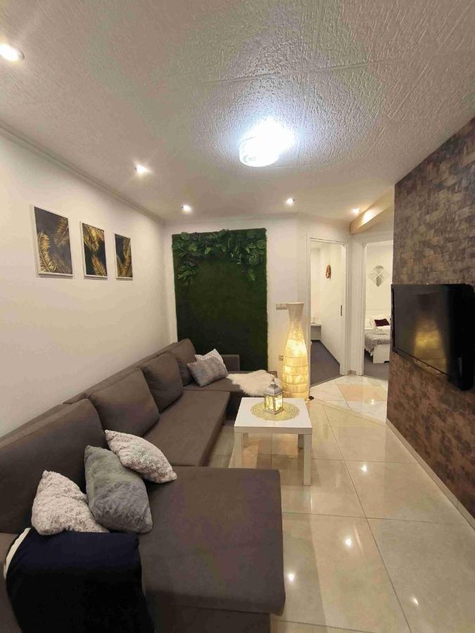 Apartamento Baky House Balatonlelle Exterior foto
