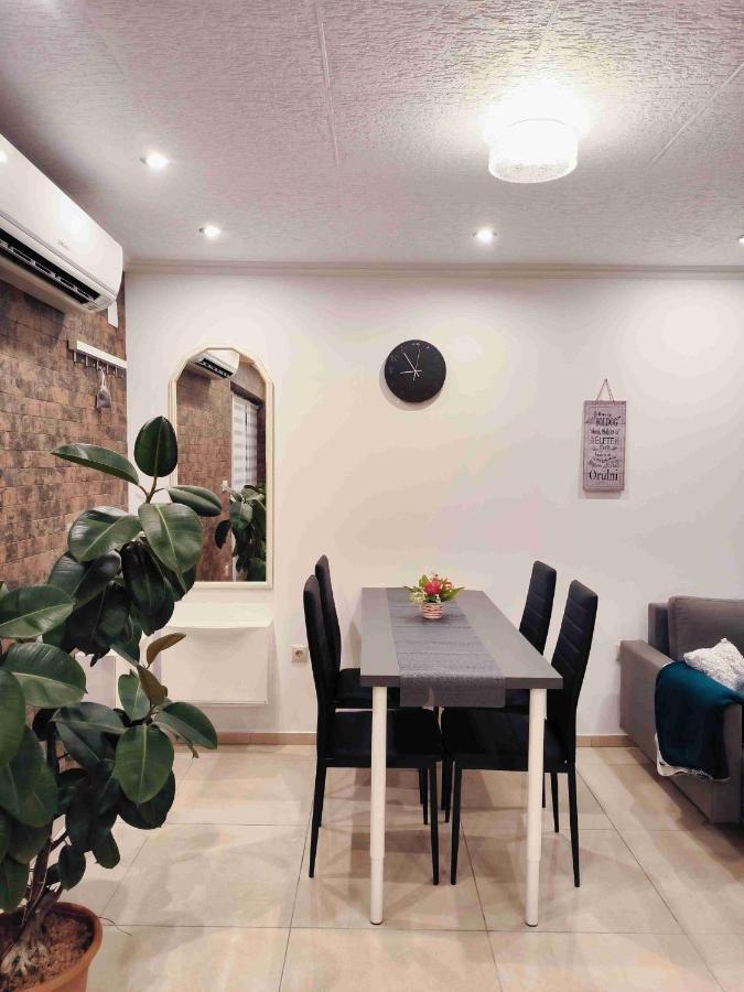 Apartamento Baky House Balatonlelle Exterior foto