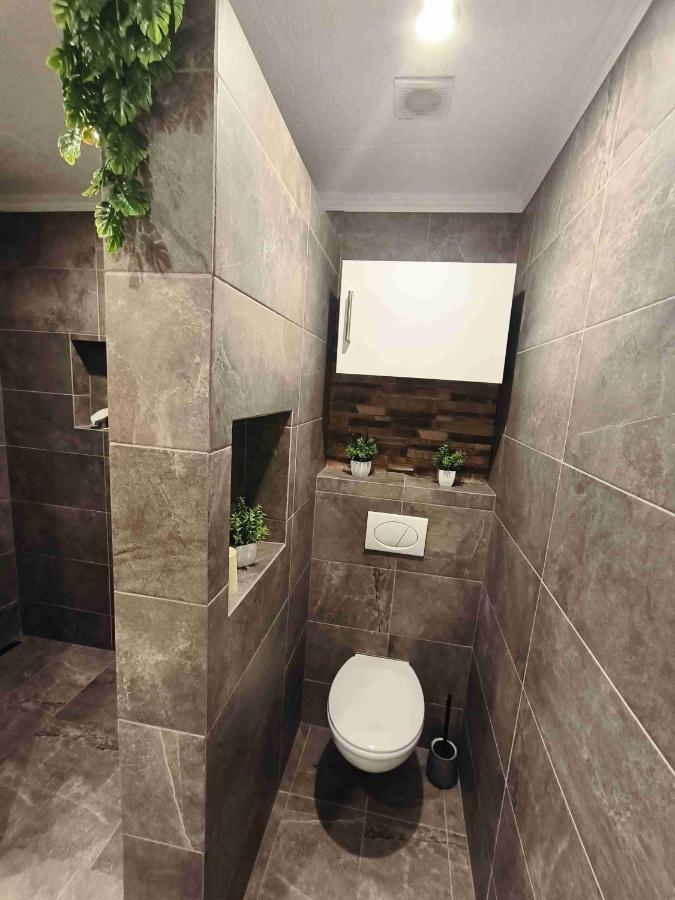 Apartamento Baky House Balatonlelle Exterior foto