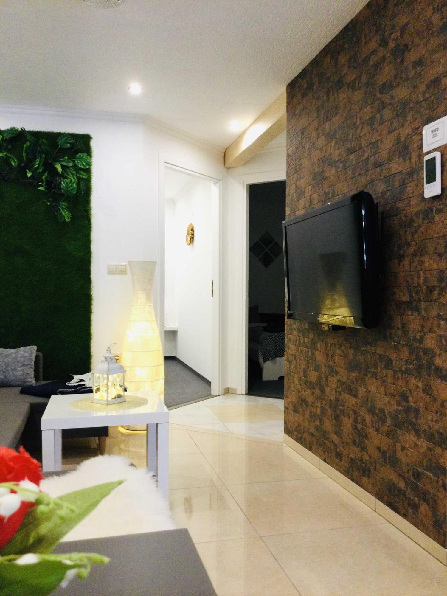 Apartamento Baky House Balatonlelle Exterior foto