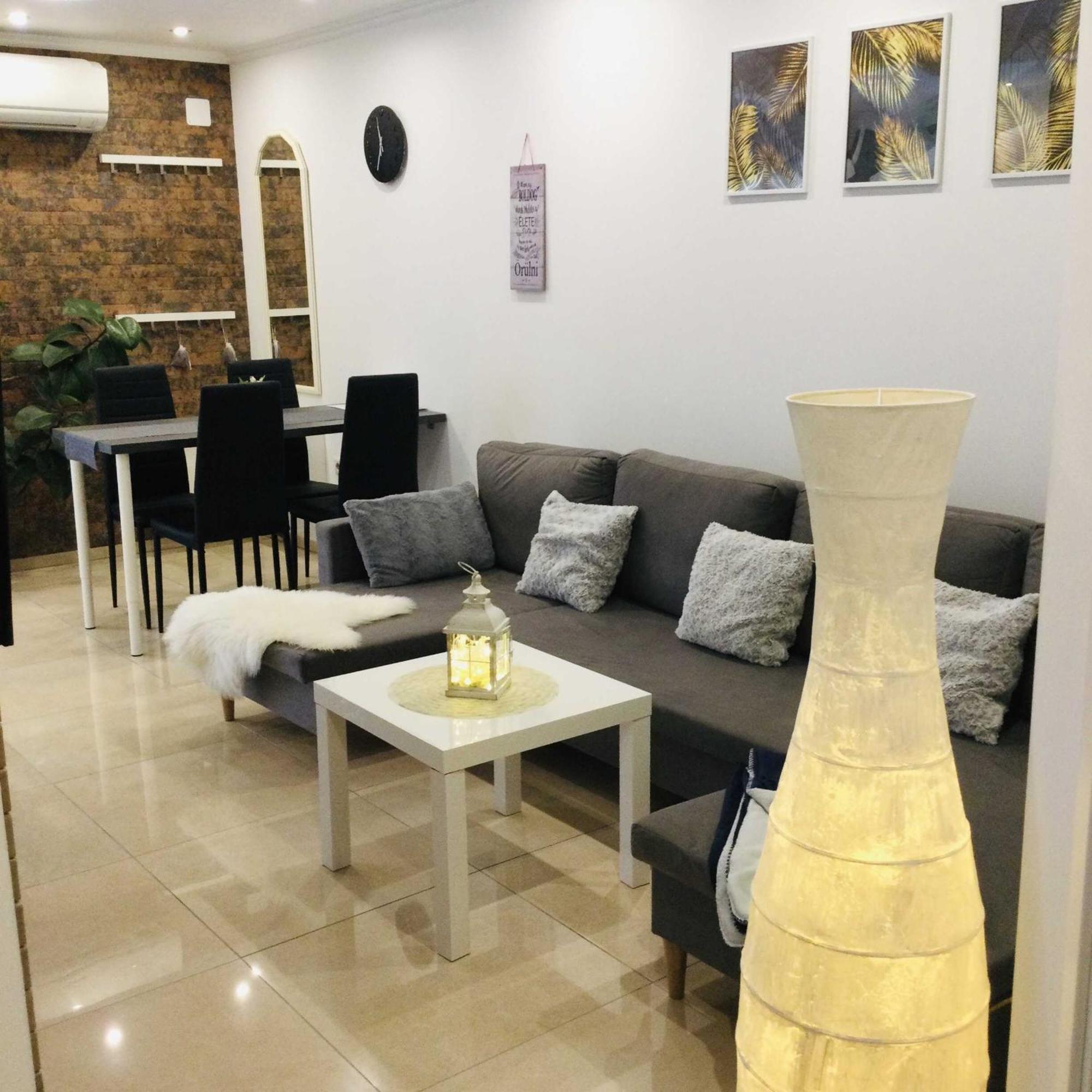 Apartamento Baky House Balatonlelle Exterior foto