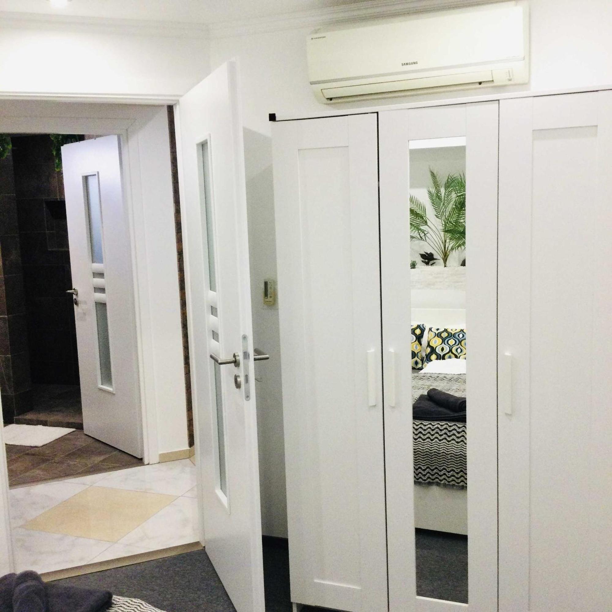 Apartamento Baky House Balatonlelle Exterior foto
